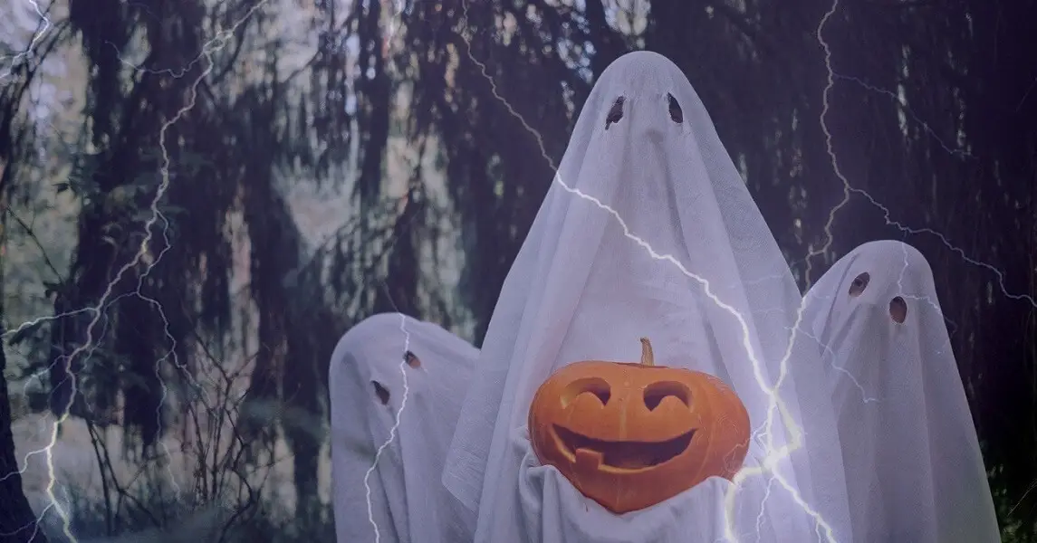 halloween ghosts and pumpkins card